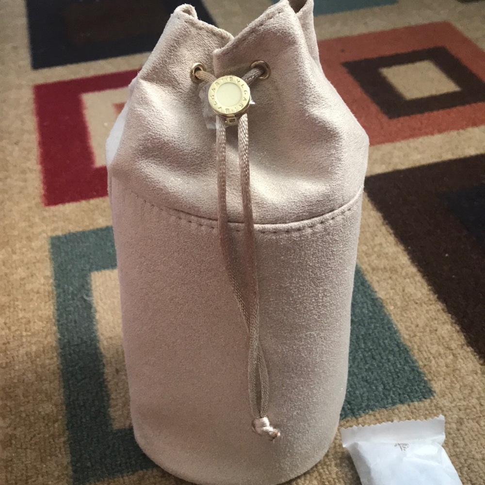 BVLGARI TRAVEL AMENITY KIT